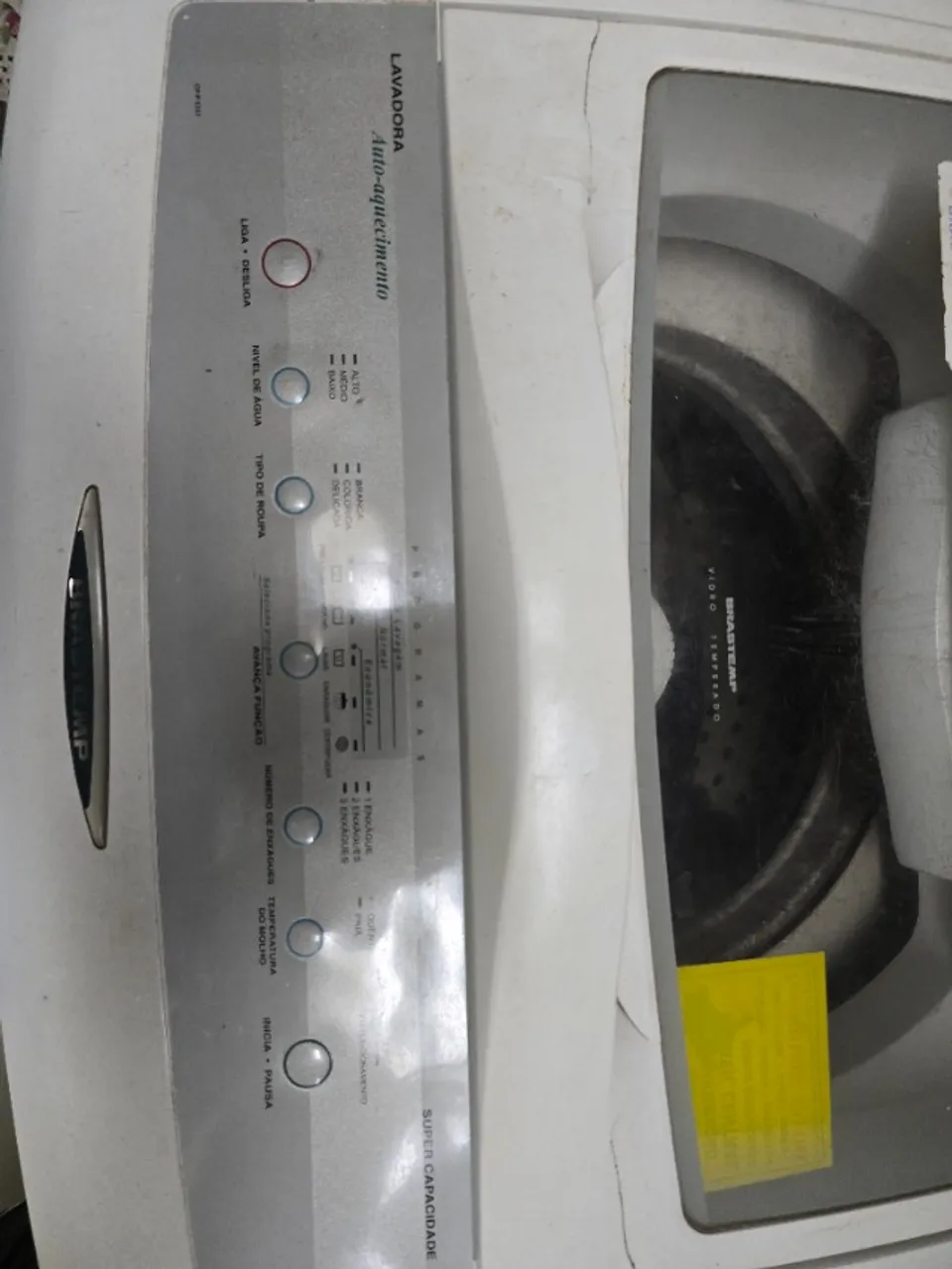 Máquina de Lavar Roupas Brastemp Super Capacidade 11kg. Não está batendo com força.