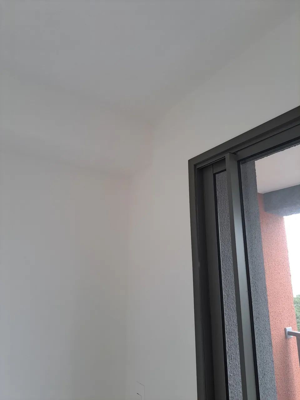 Portas balcão 4,30 x 2,4 - Foto 4