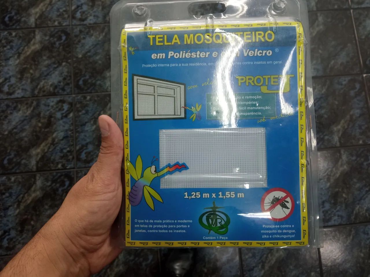 Tela Mosquiteiro em Poliéster e Velcro 1,25m x 1,55m