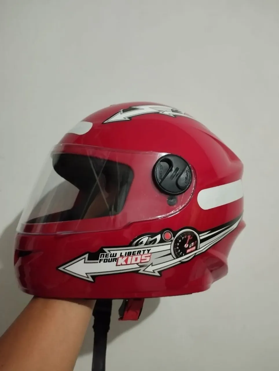 Capacete New Liberty Four Kids N°54 ( parcelo no cartão)