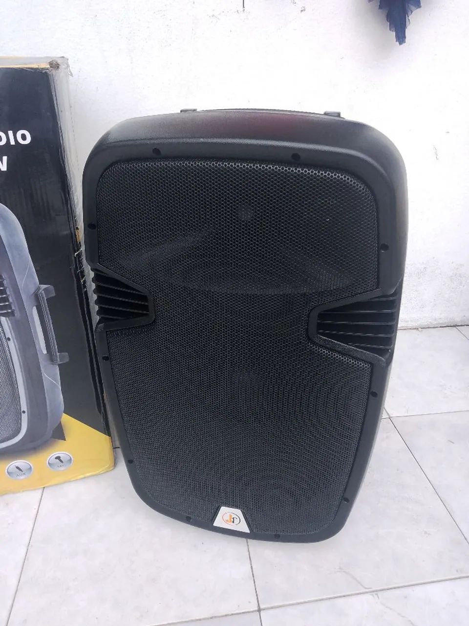 Caixa de som JF 15 Pro Áudio 600w com FM,MP3,USB,SD, BLUETOOTH/CONTROLE REMOTO  - Foto 2
