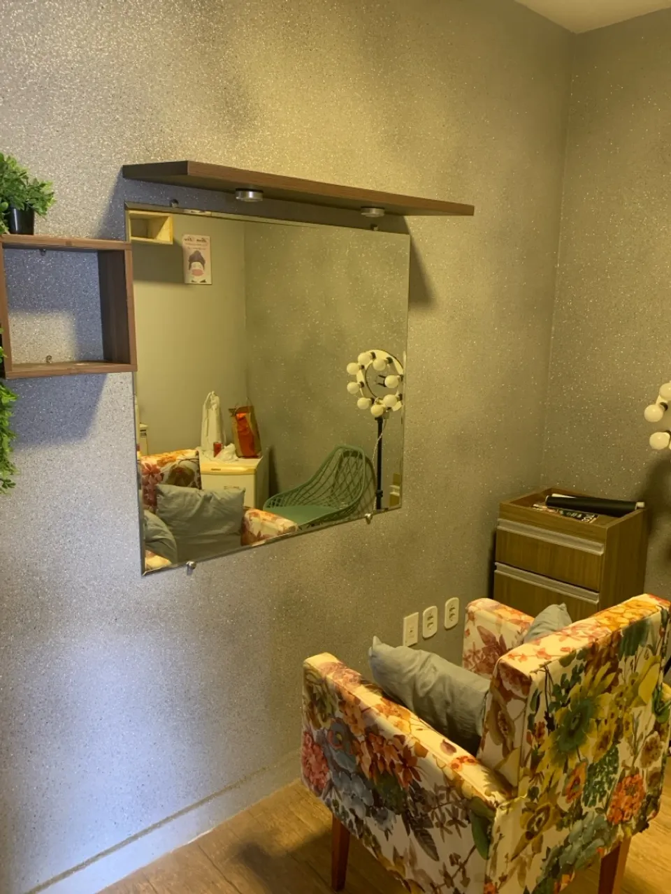 Sala disponível equipada para área da beleza