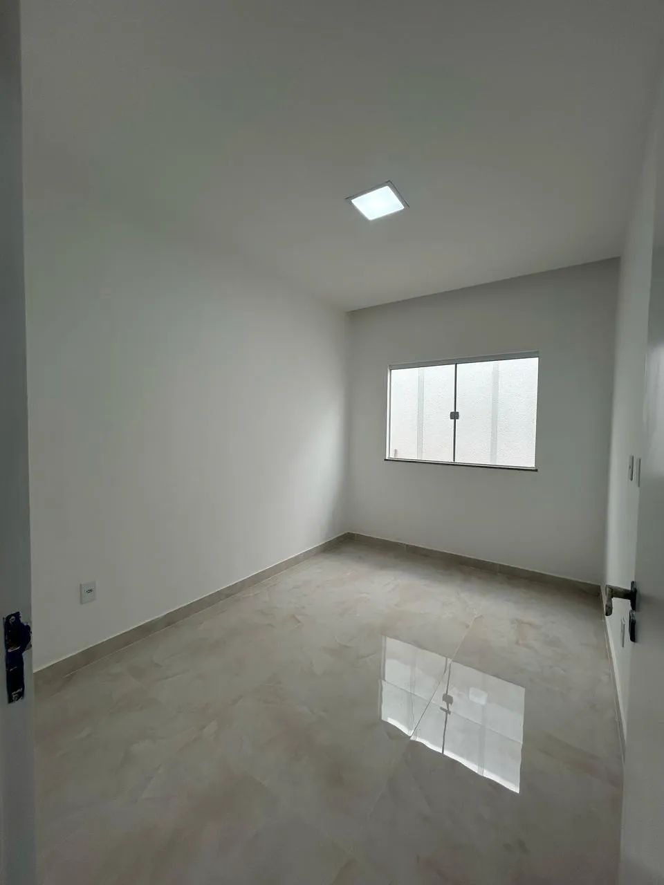 Casa Padrão no Luar Da Barra   com 105m² ,3 quartos ,1 suites ,2 banheiros ,2 vagas - Foto 5