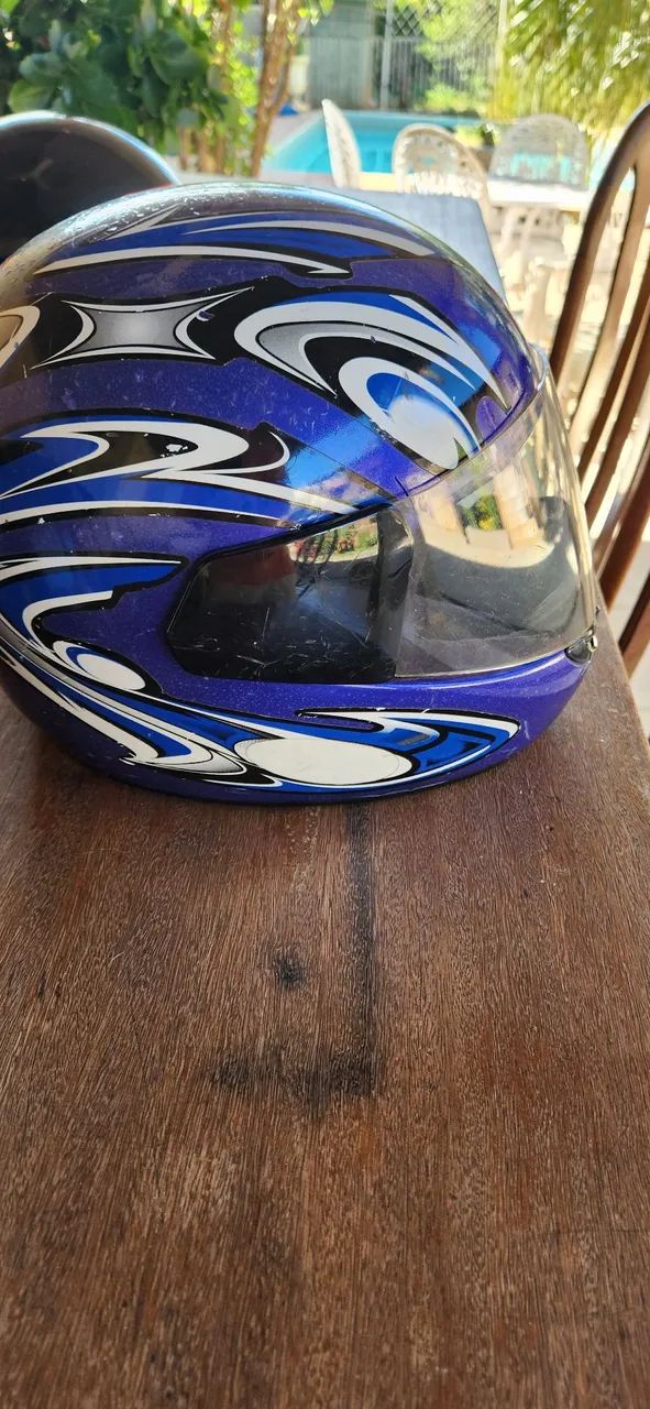 Capacetes de motociclistas  - Foto 2