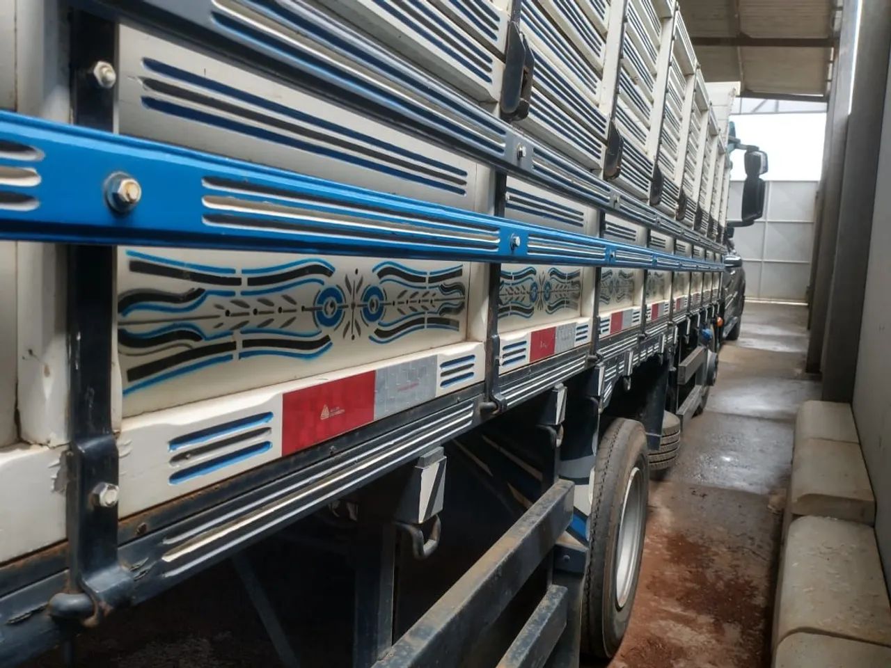 Caminhão Iveco  - Foto 4