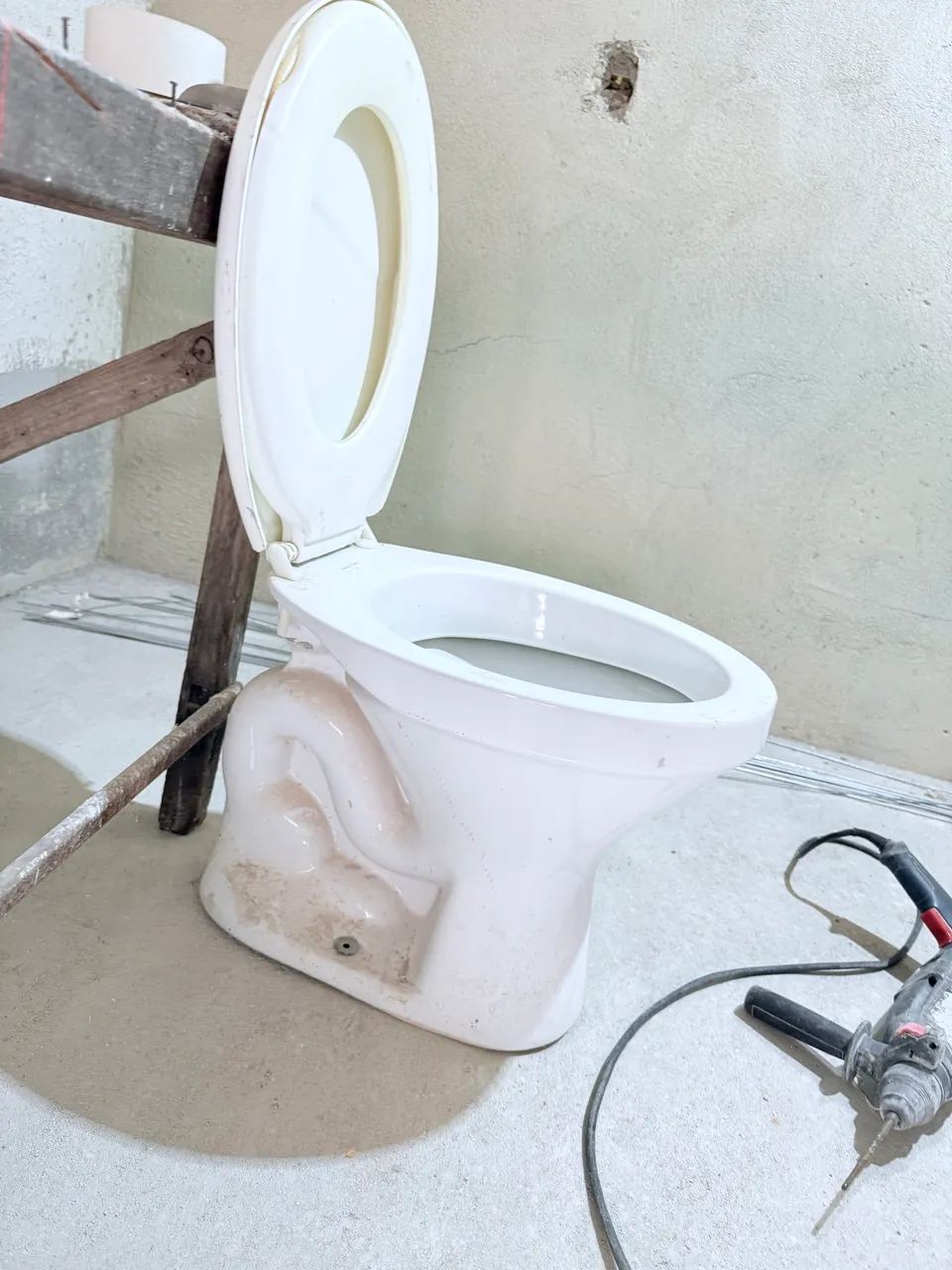 Vaso sanitário sem caixa acoplada 