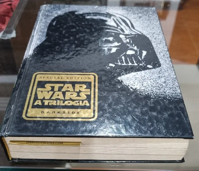 Star Wars: A Trilogia - Dark Edition - Capa Dura, Edição de Colecionador!