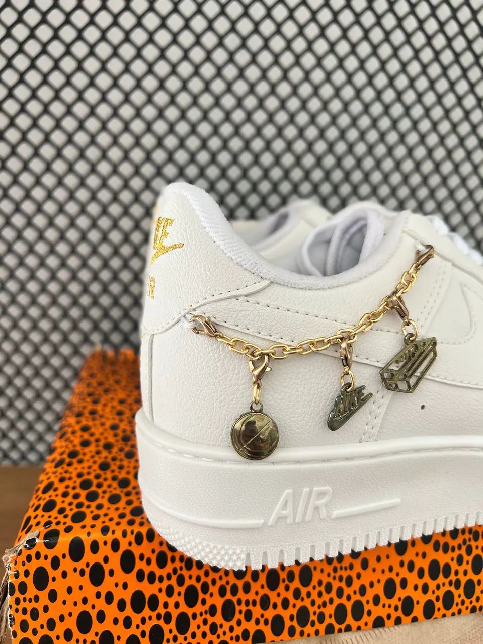 Tênis Air Force 1 Low Promoção de Natal Branco  - Foto 6