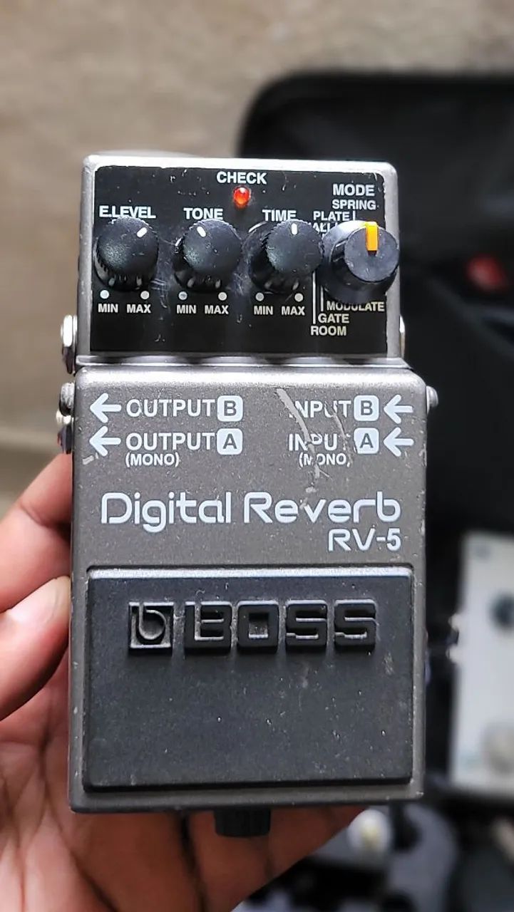 Pedal Reverb Boss RV-5 Digital Reverb - Instrumentos musicais
