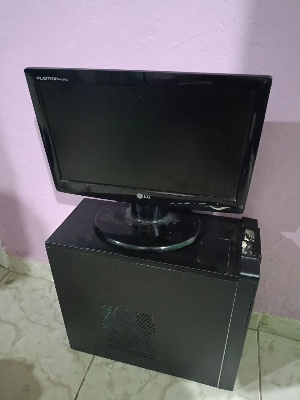 Pc com monitor g2030 4gb