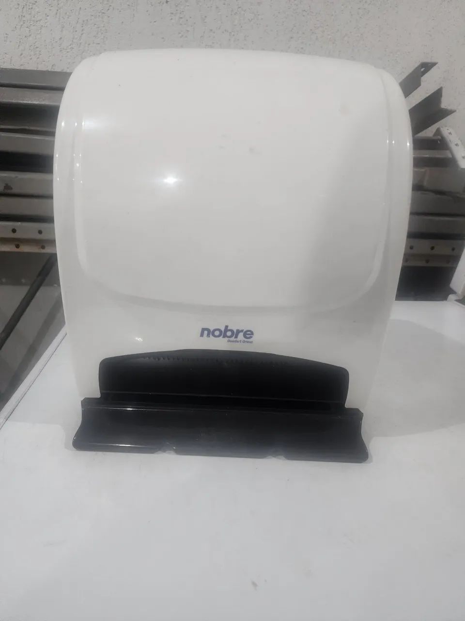 Dispenser Alavanca Nobre