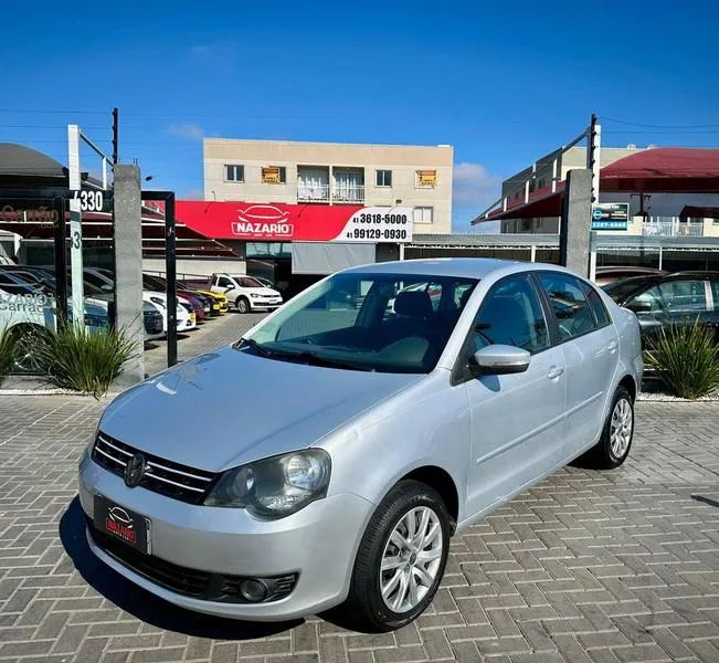 Volkswagen Polo 1.6 MI Flex 8V 4P 2012