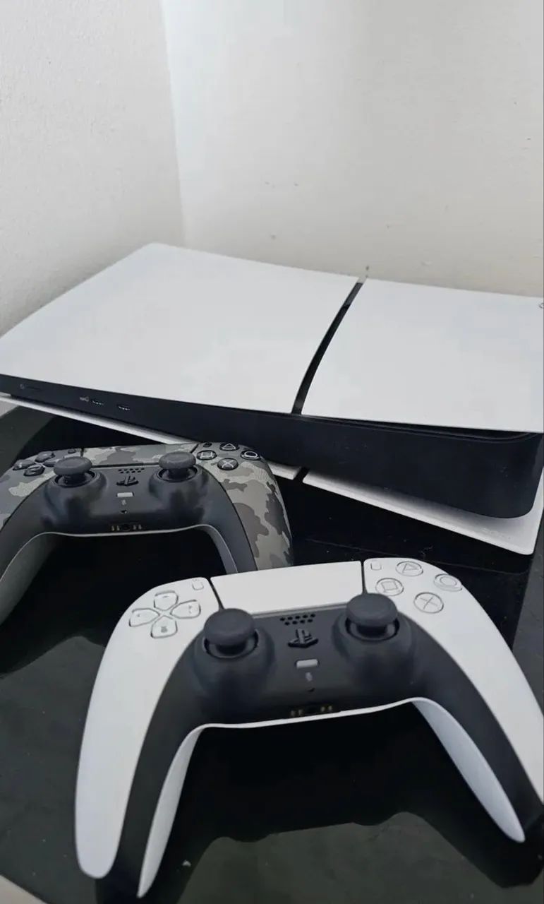 Ps5 com 2 controles