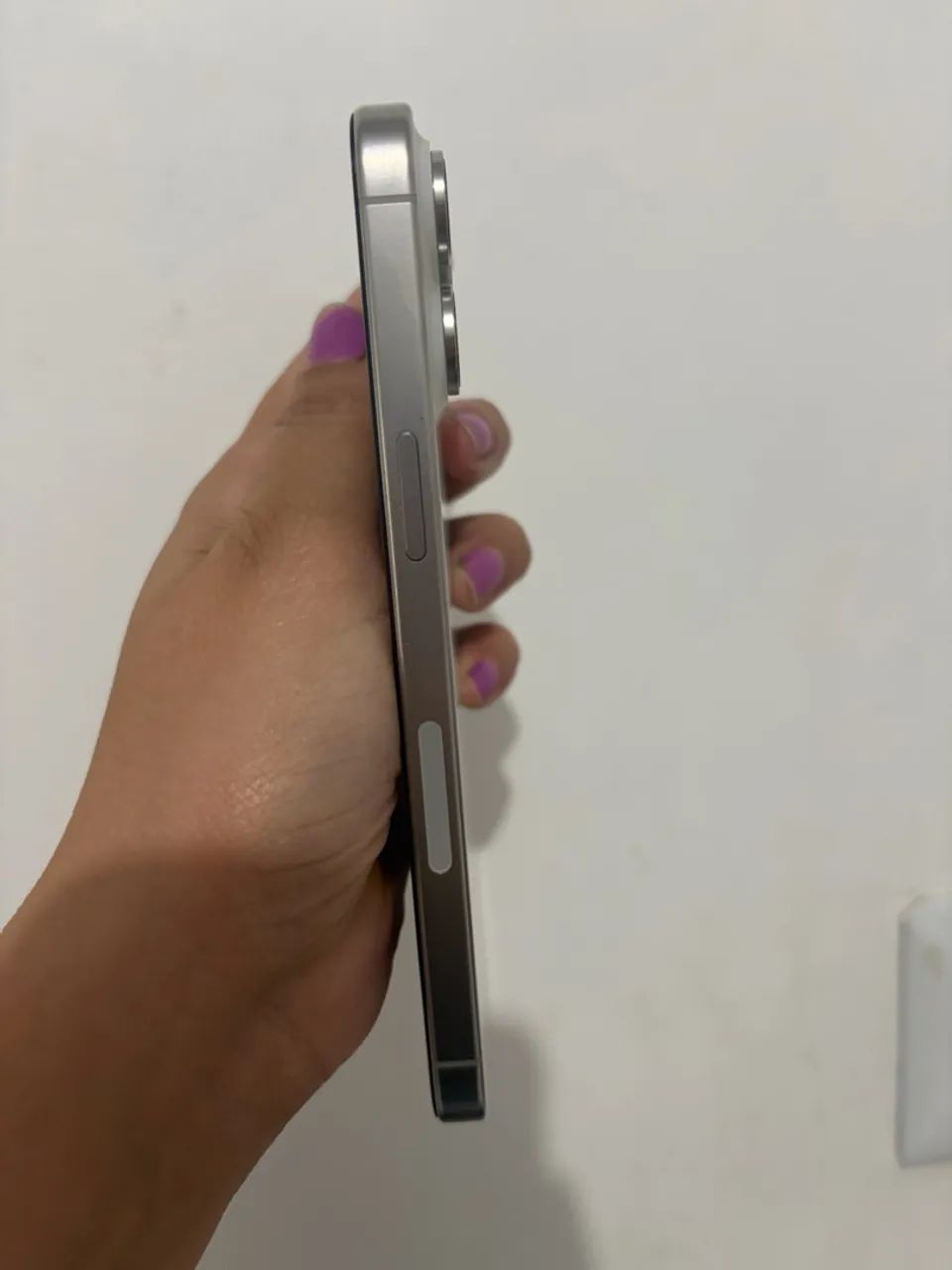 Iphone 15 pro Max com bateria ótima e recibo  - Foto 3