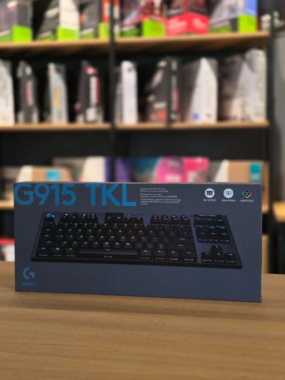Teclado Logitech G915 TKL - Seminovo