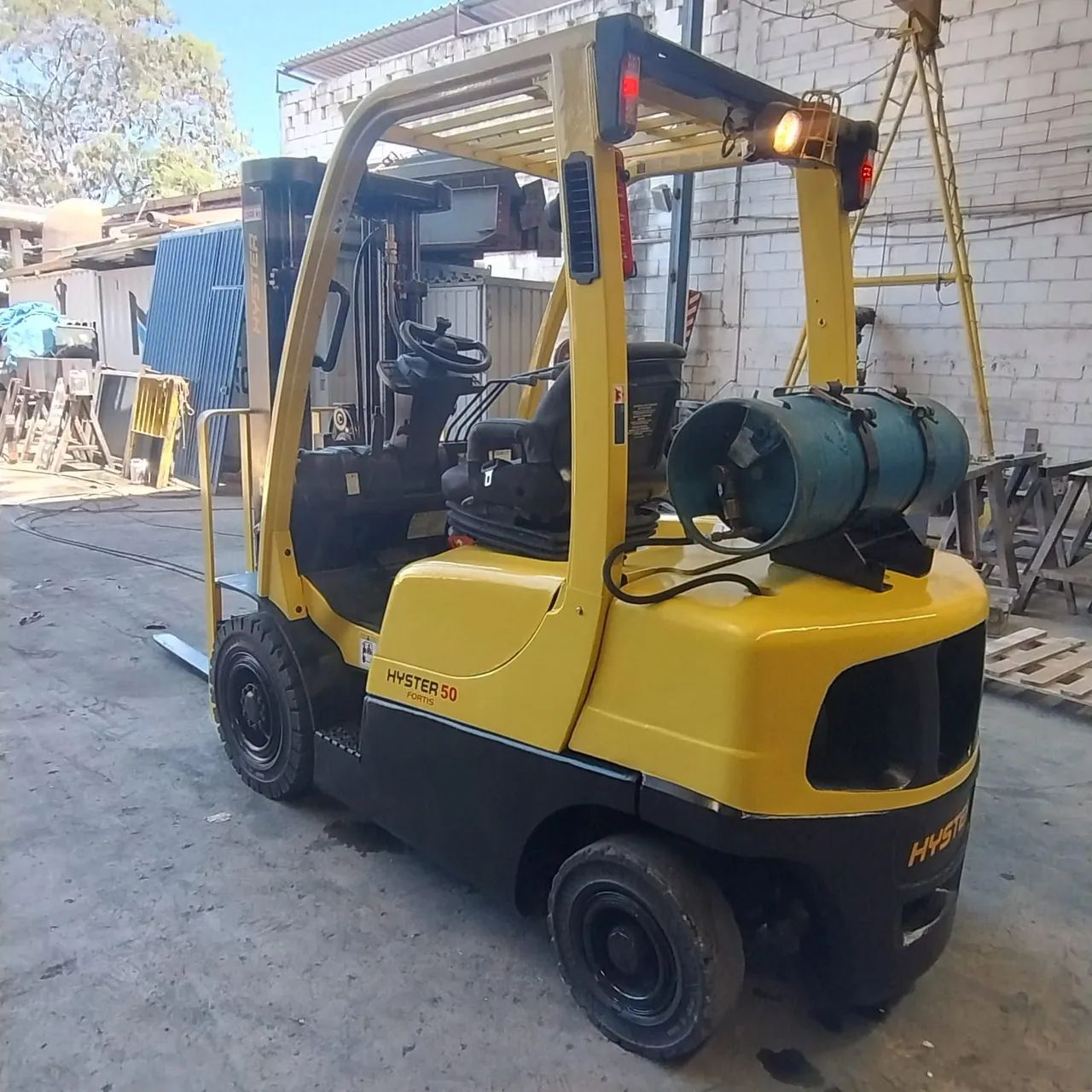 Empilhadeira Hyster  - Foto 2