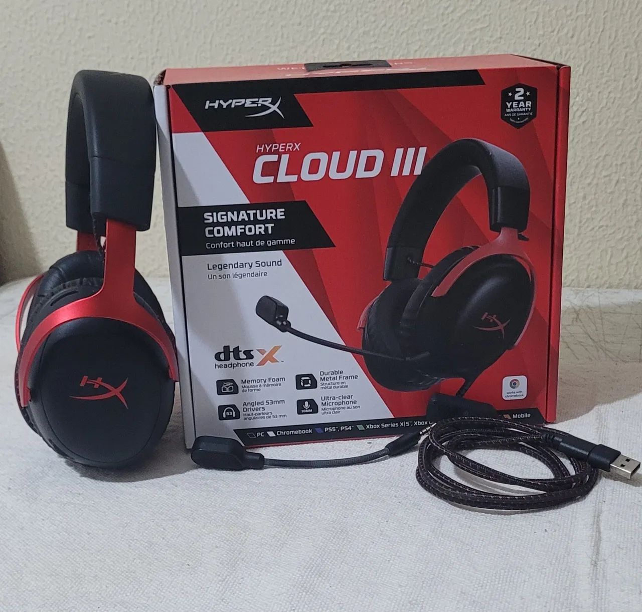 HyperX Cloud III - Novo (menos de 1 mês de uso)