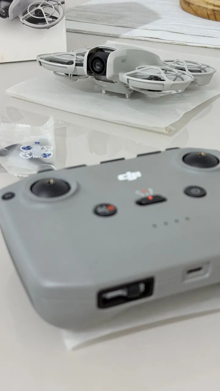 DJI NEO FLY MORE COMBO ? ESTADO DE NOVO!  - Foto 4