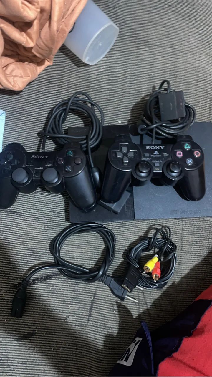 Play 2 , 2 controles