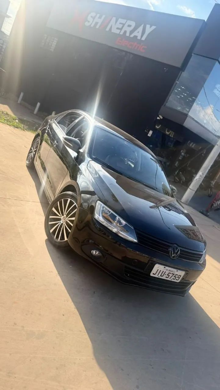 Volkswagen Jetta COMFORTLINE 2.0 8V FLEX 2011