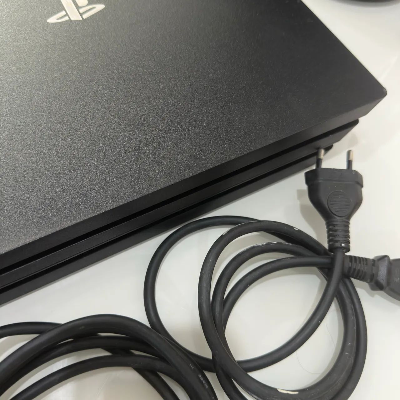 Ps4 pro 1 tera usado  - Foto 5