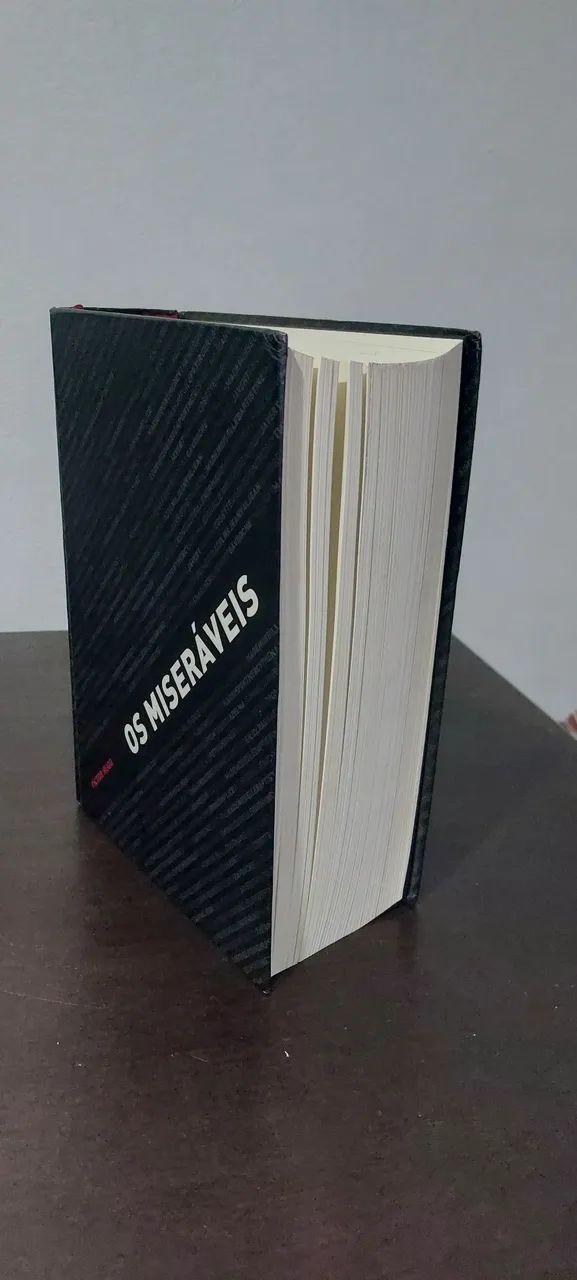 OS MISERAVEIS - COSAC - Foto 3