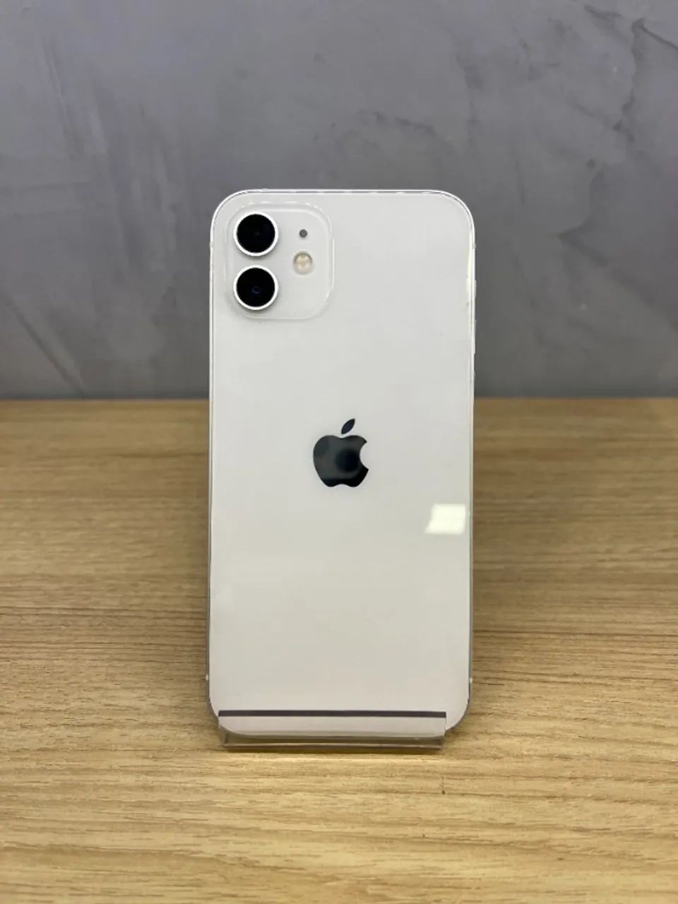 iPhone 12   64GB Branco  // impecável //  retirada na Savassi - Foto 2