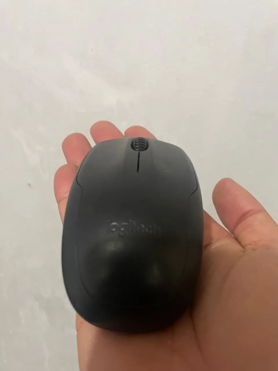 Teclado e Mouse sem fio Logitech MK220 (Detalhes Estéticos) - Foto 2