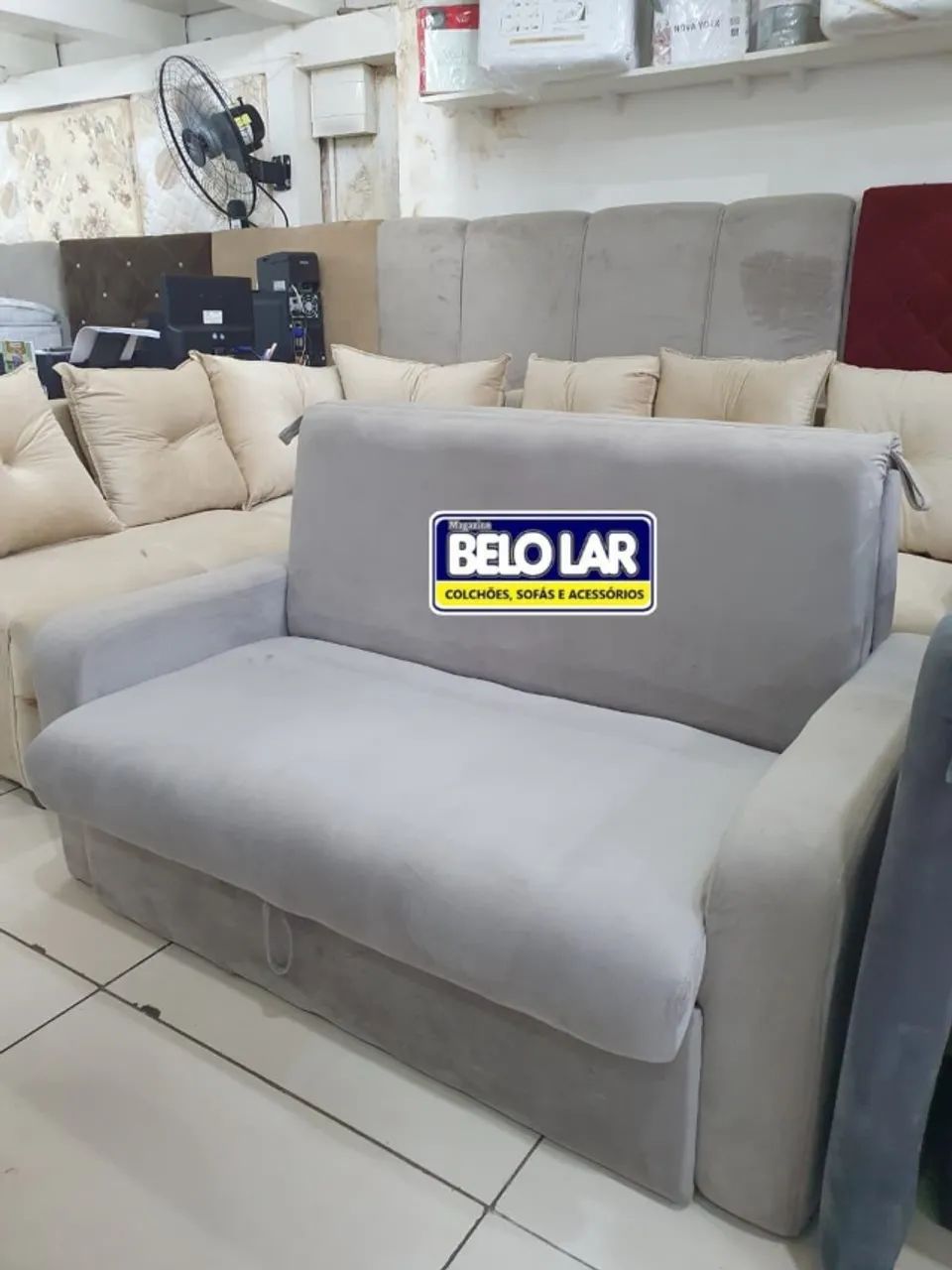 Sofá cama Retrátil Com Baú  - Foto 4