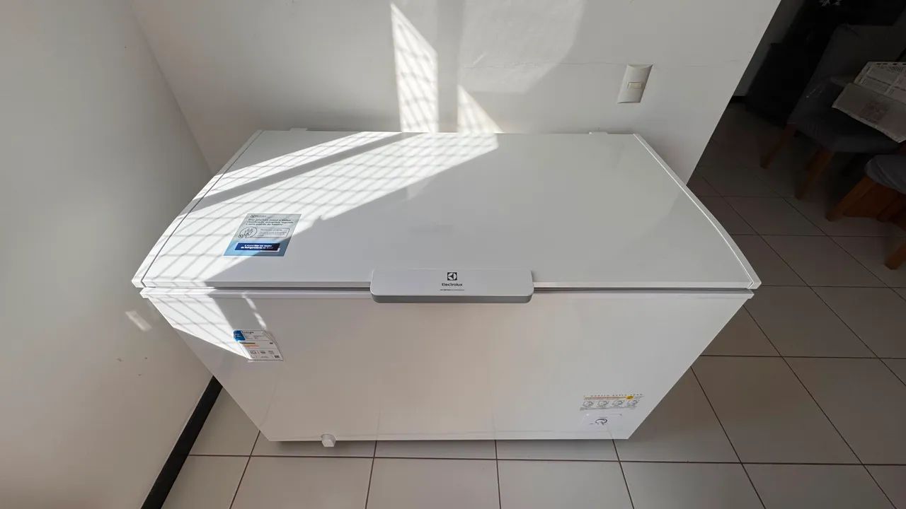FREEZER ELETROLUX 440 LITROS  - Foto 3