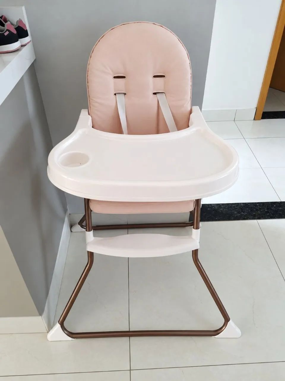 Cadeirinha de alimentação (menina)  - Foto 3