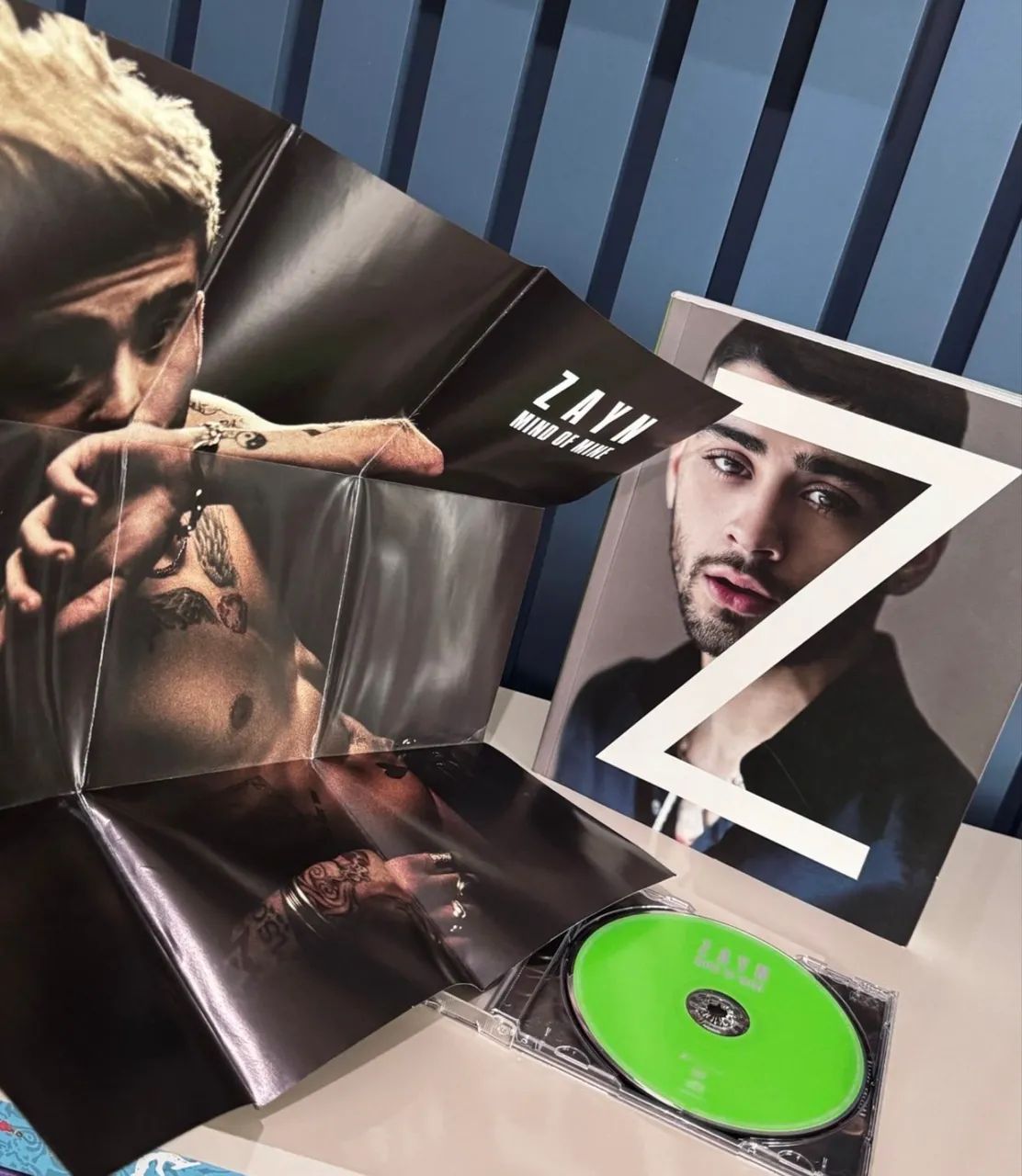 Zayn livro + cd  - Foto 2