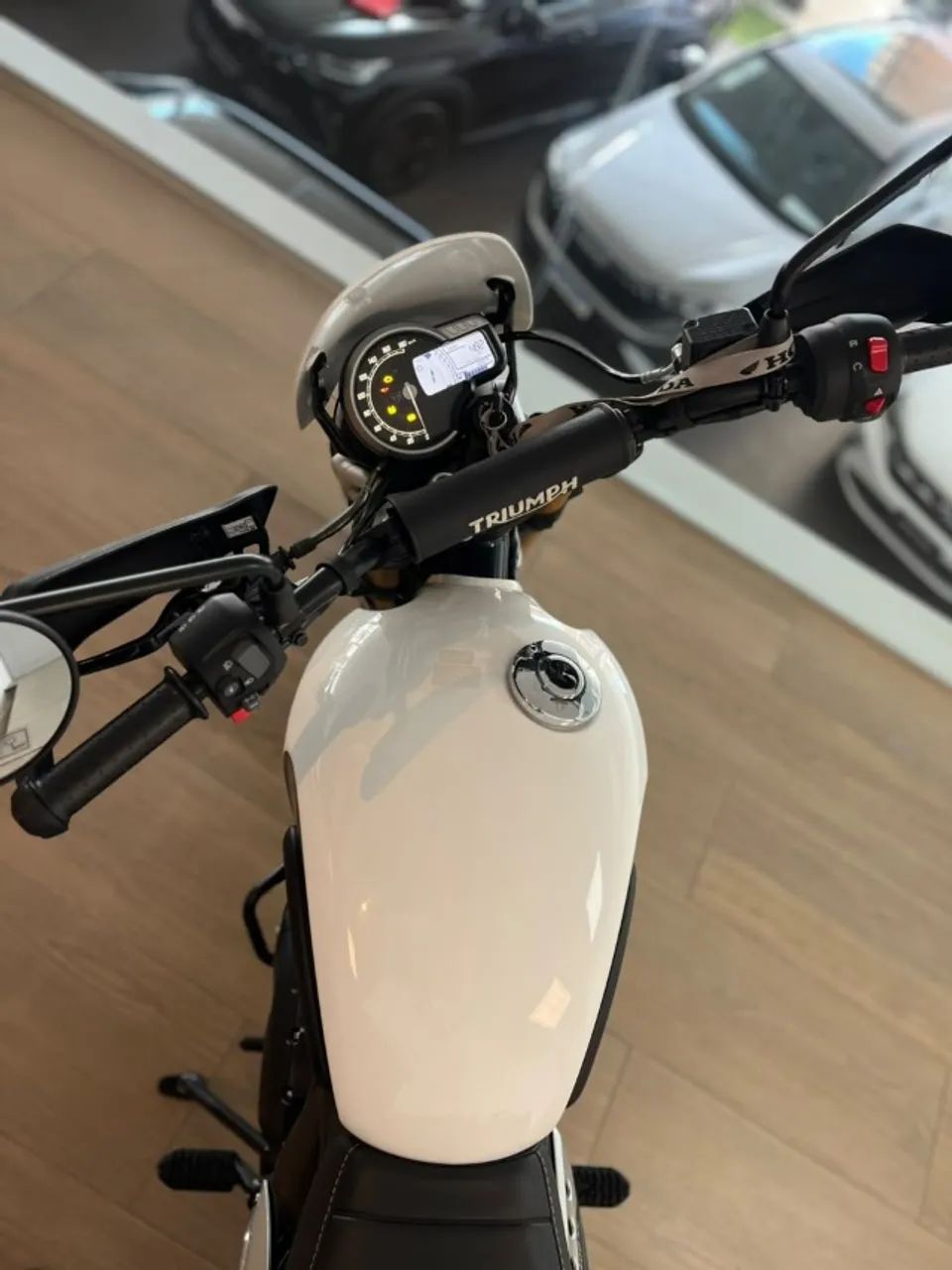 Triumph Scrambler 400XC-  2026 - Foto 2