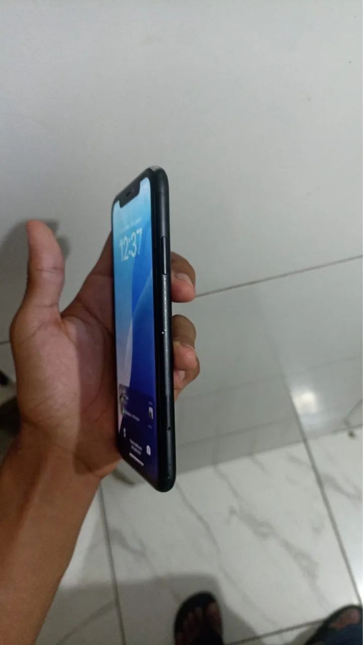 Vendo ou Troco IPhone XR  - Foto 2