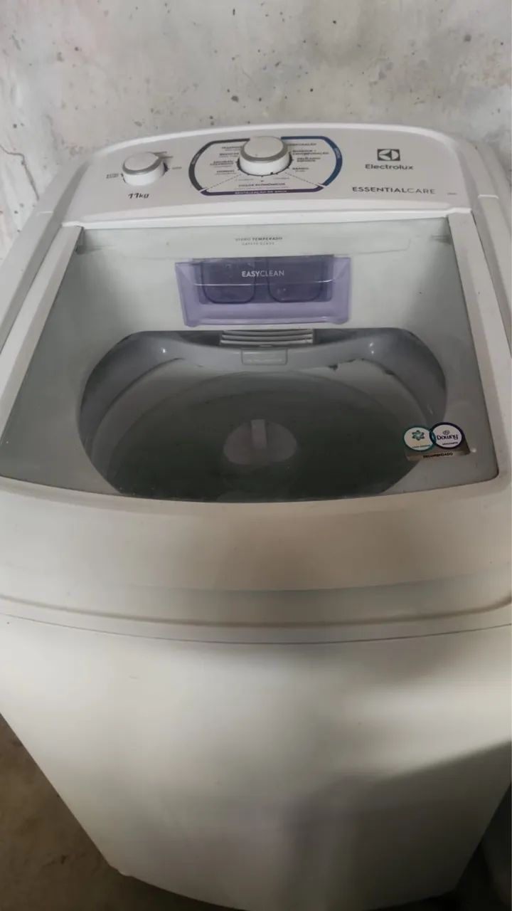 Máquina semi nova