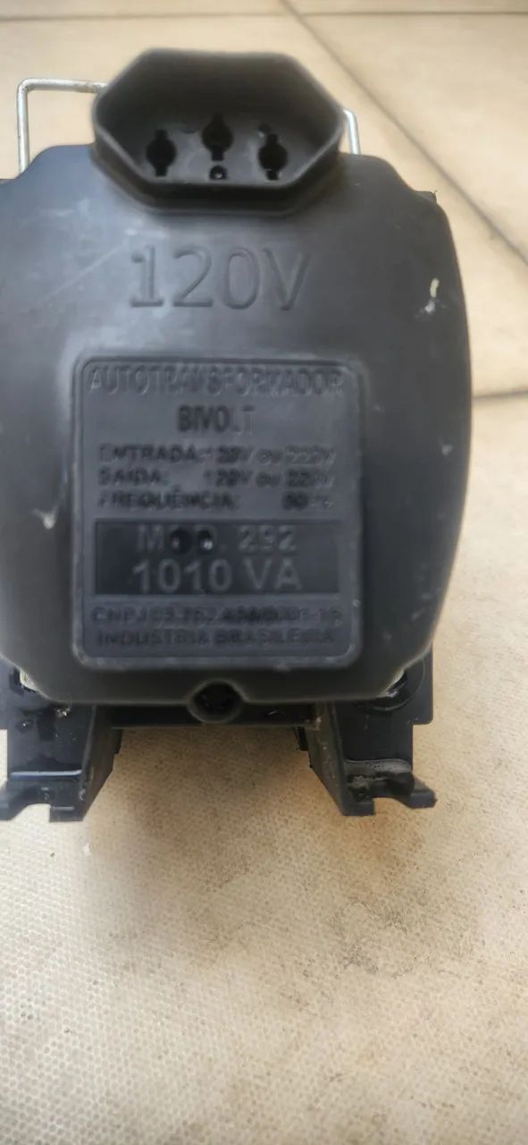 Vendo 02  transformador bivolt  - Foto 4