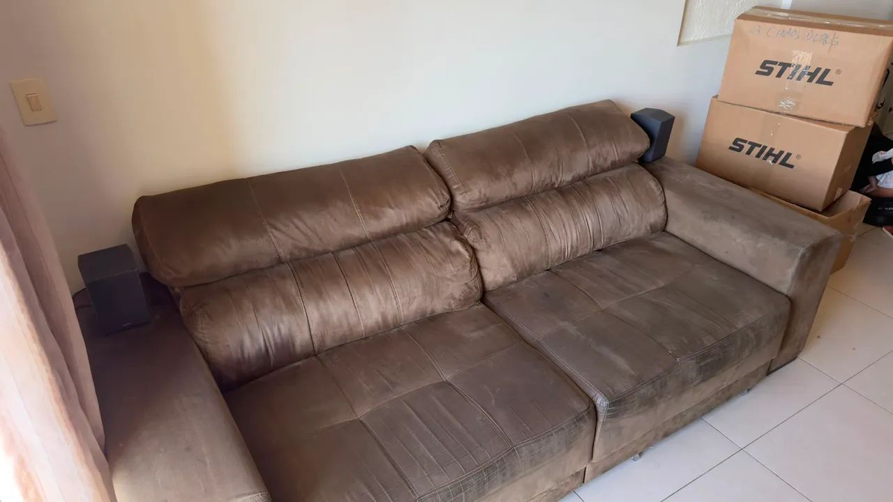 Sofá retrátil Marrom 4 lugares - Foto 3