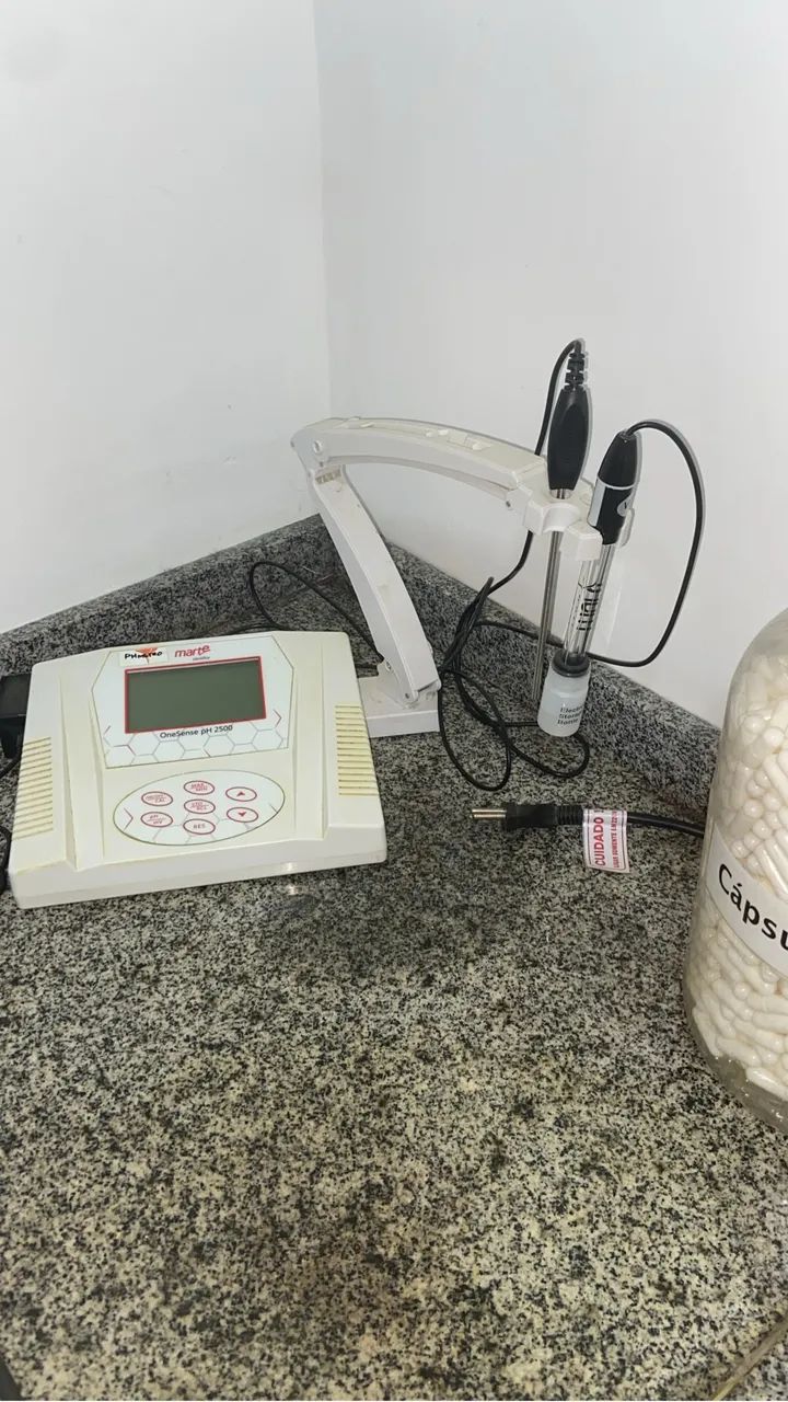 PHMETRO DE BANCADA MODELO ONESENSE PH 2500 COM ELETRODO (MARTE CIENTÍFICA)