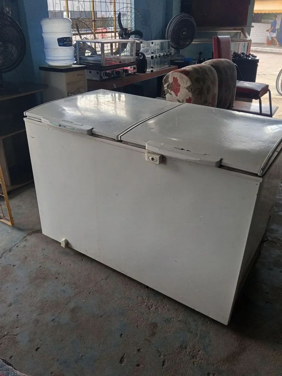 Freezer horizontal 2 tampas - Foto 2