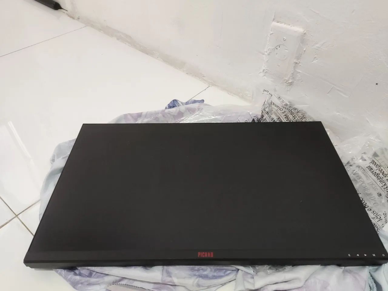 Monitor Gamer Pichau Centauri CR24E com defeito - Foto 3