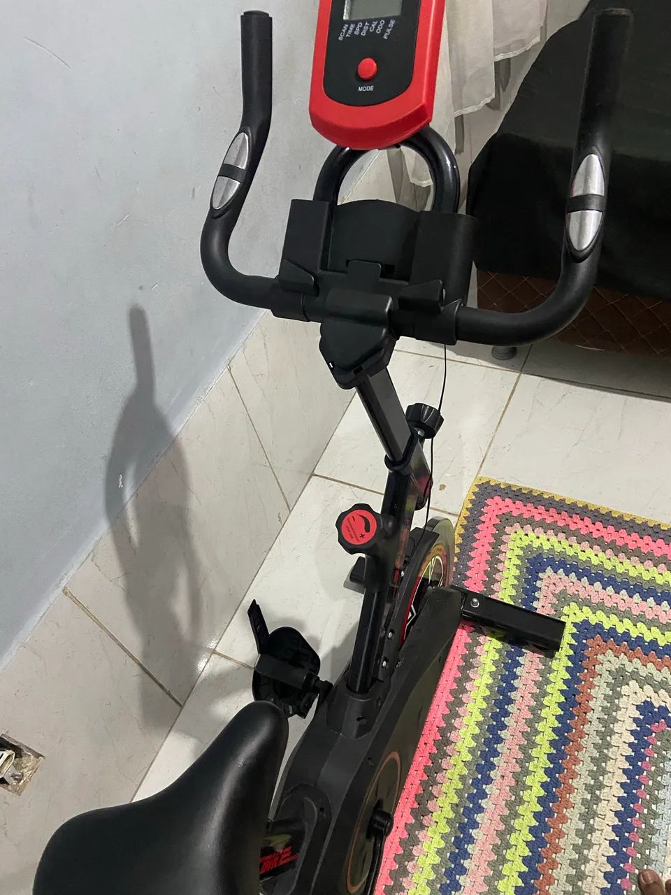 Bicicleta ergométrica- semi nova - Foto 2