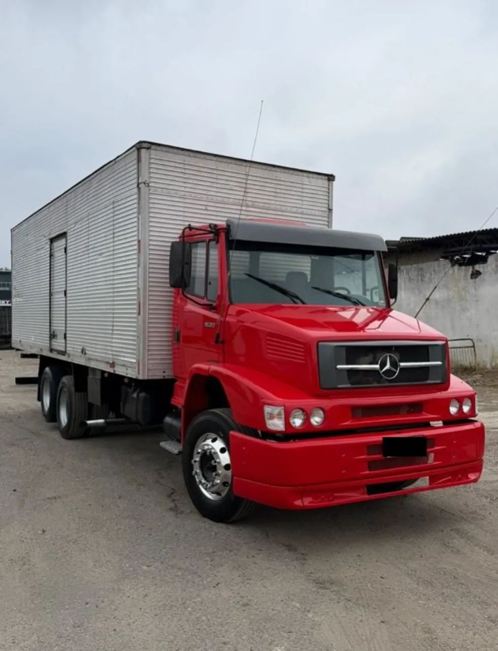 L-1620 6x2 2010 baú 