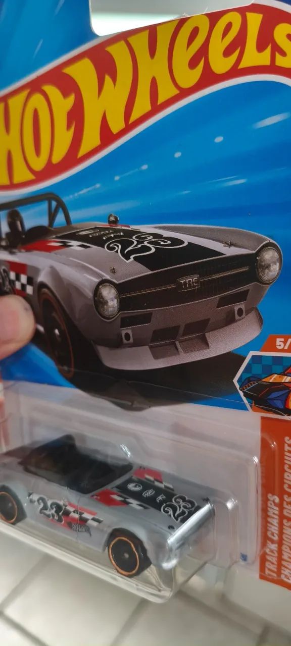 HotWheels - Triumph TR6 - Treasure Hunt