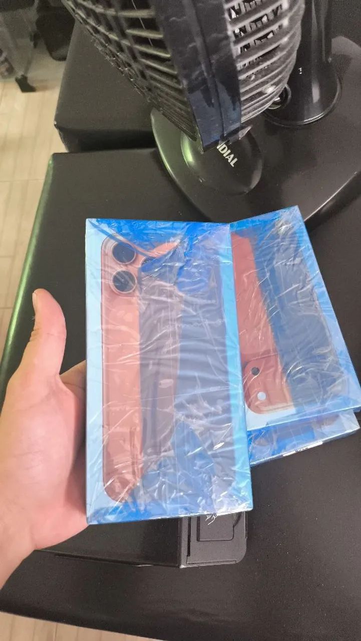 IPHONE 17 PRO MAX 256GB LACRADO LARANJA - Foto 2