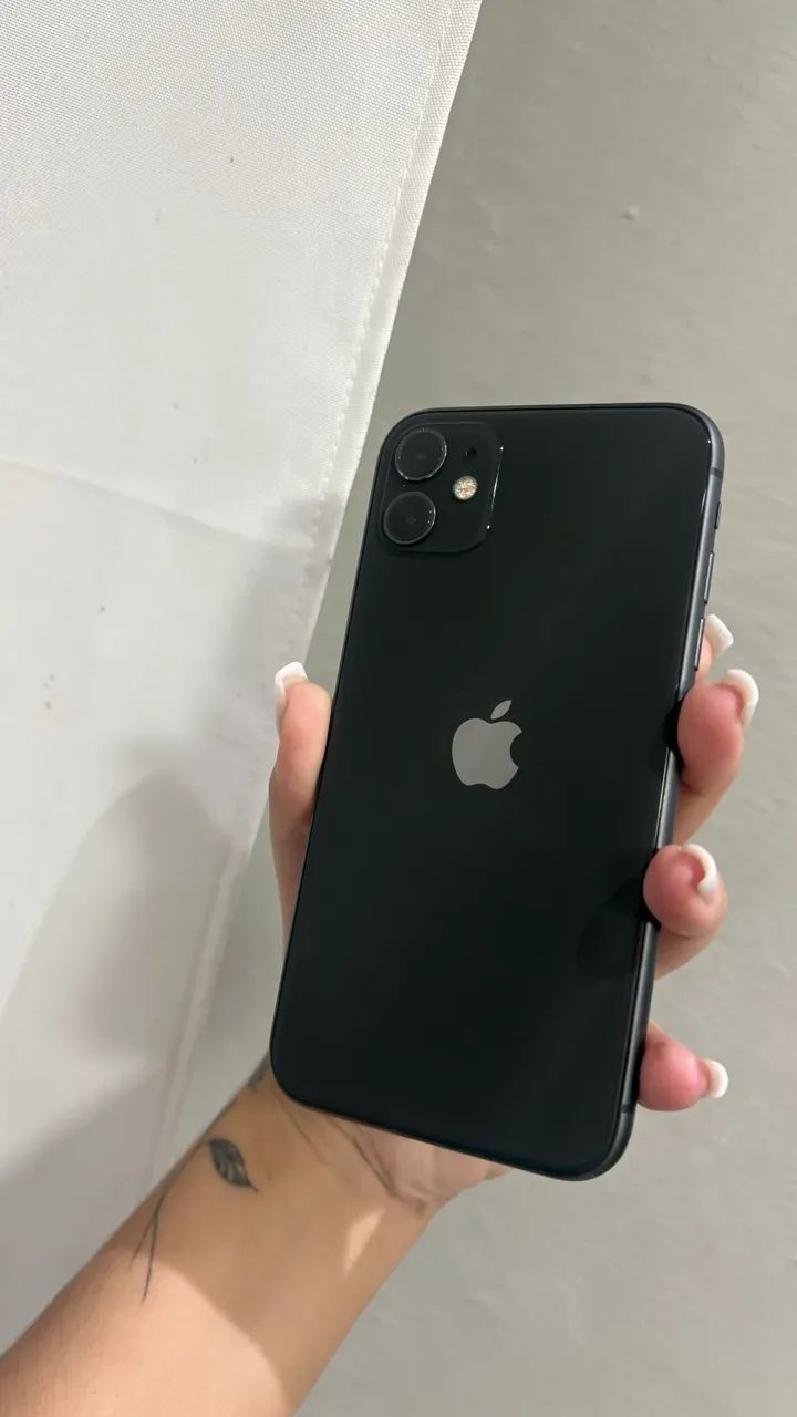 iPhone 11 64 GB 