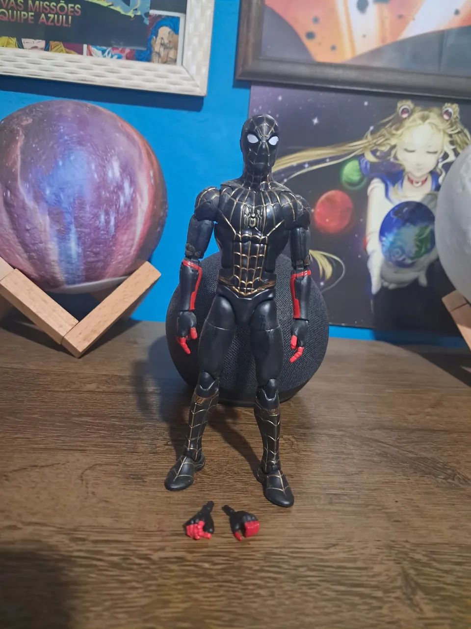 Spider-Man Traje Preto UCM Marvel Legends 