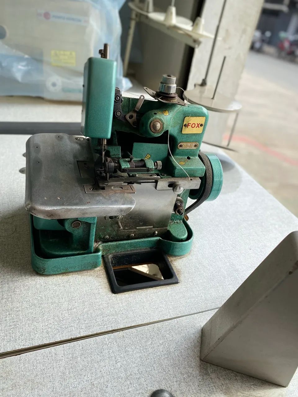 Overlock semi industrial 
