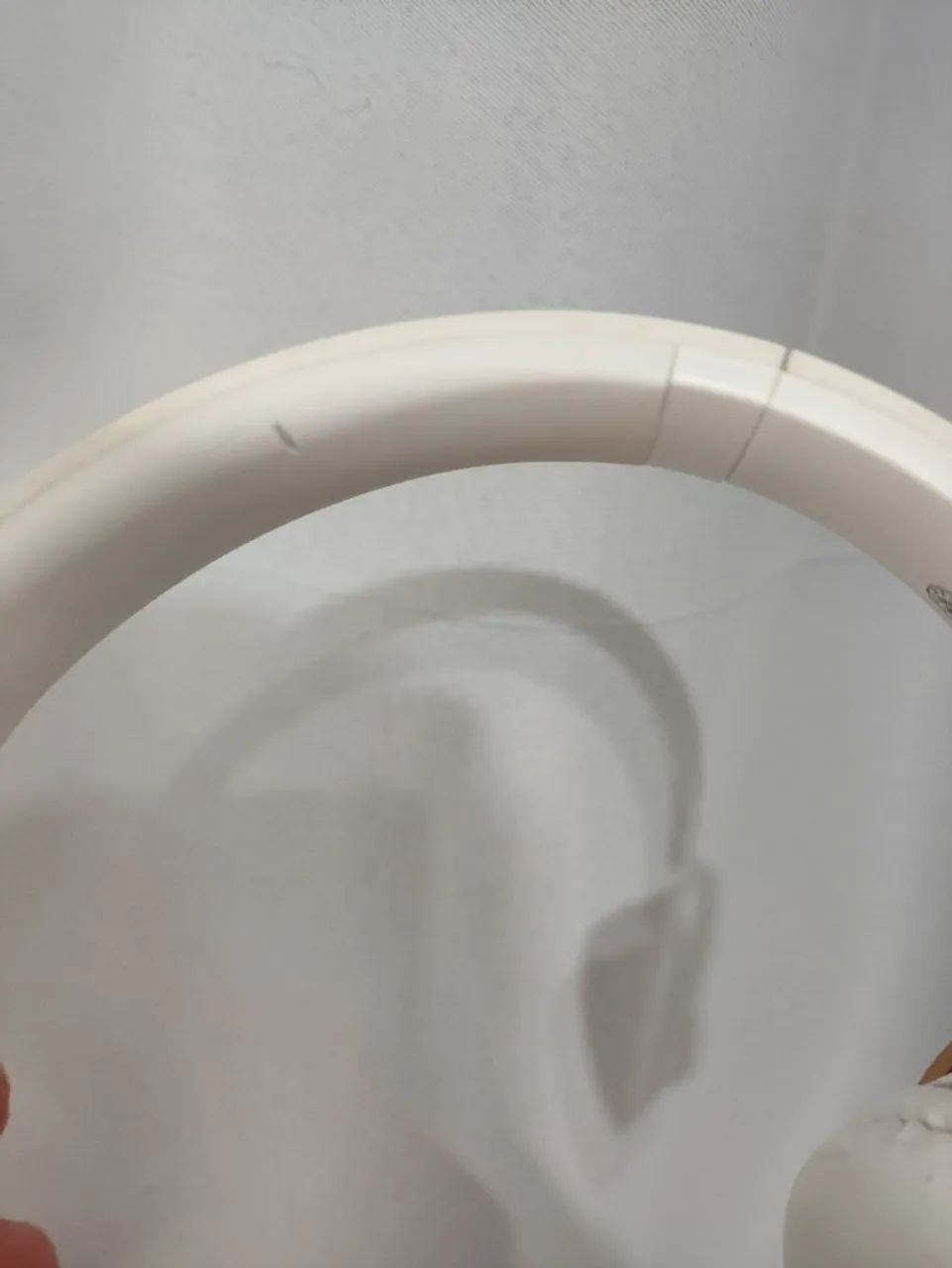 Fone JBL bluetooth na cor branca original  - Foto 5