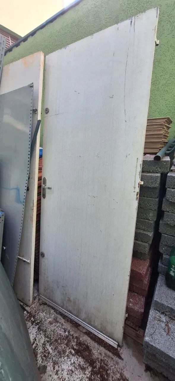 Porta de Ferro 0,82 x 2,10 m -1Unidades