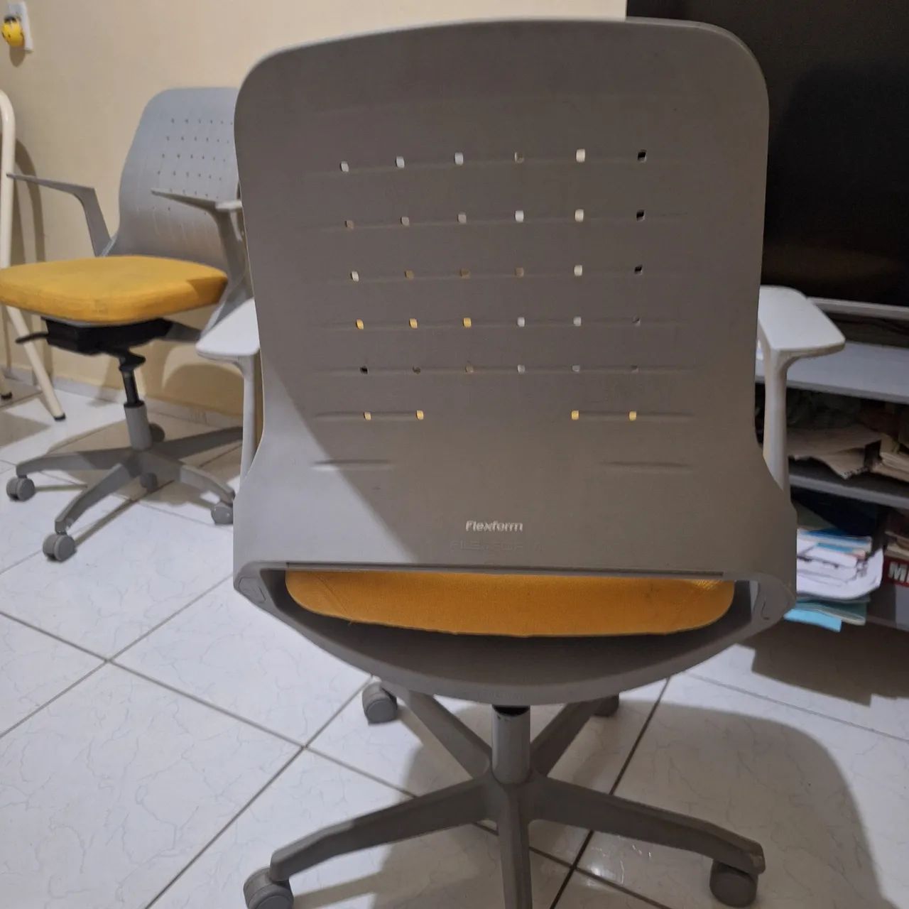 Cadeira Flexform  - Foto 4